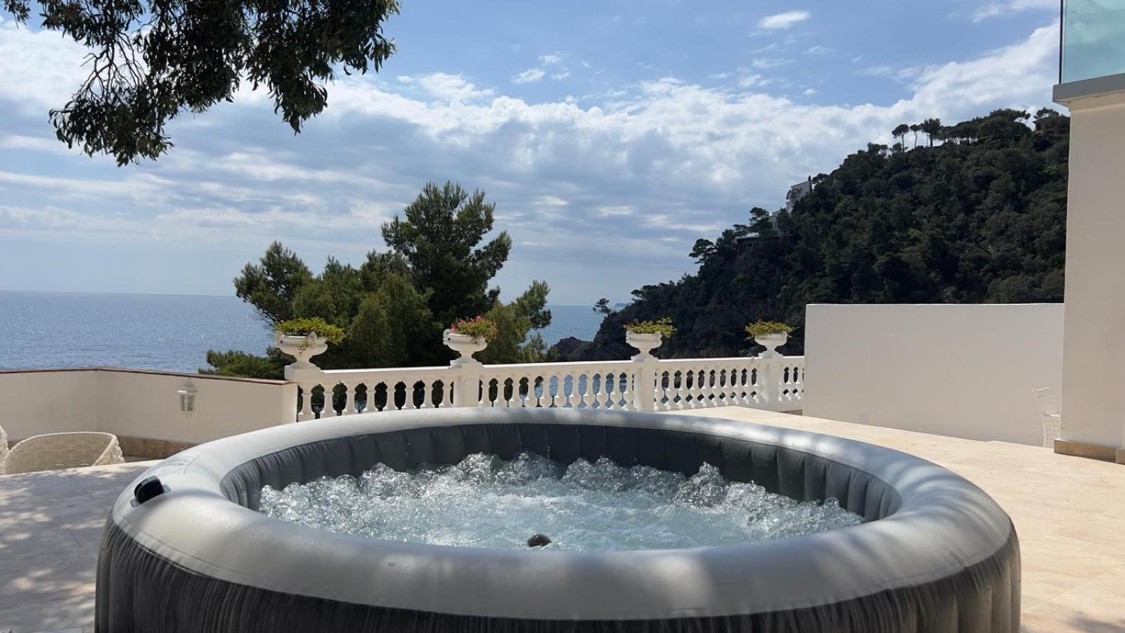 Hotel La Calanque Cavalaire-sur-Mer Eksteriør bilde
